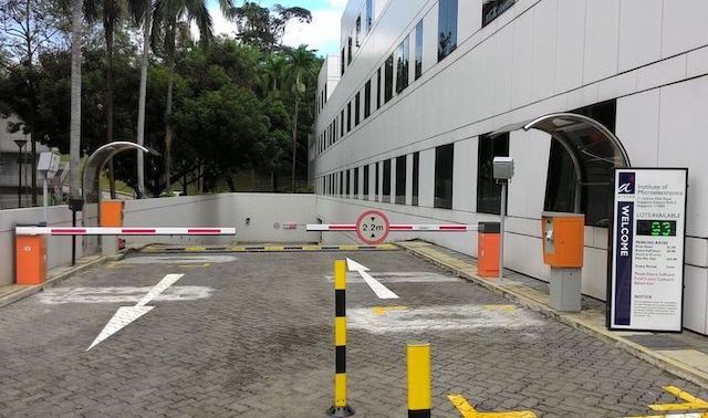 
     Barrières Dashou installées à l'Institute of Microelectron Singapore
    